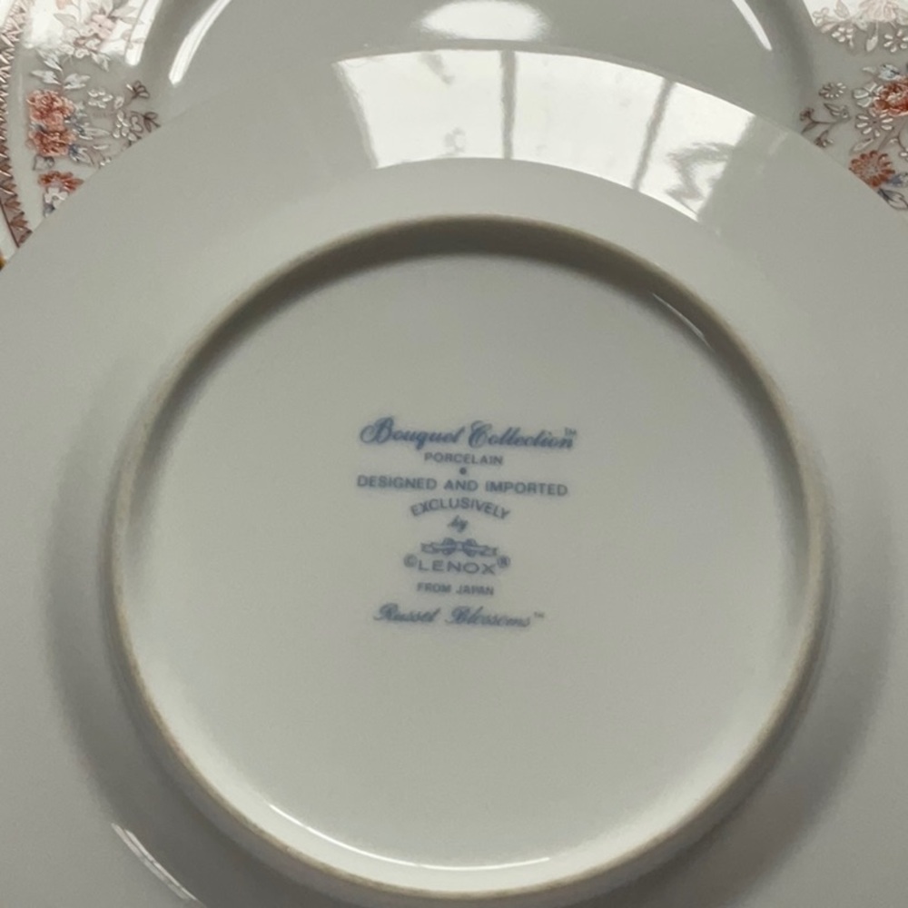 Lenox Porcelain Bread and Butter Small Plates
Russet Blossoms Set of 4 - Picture 4 of 8
